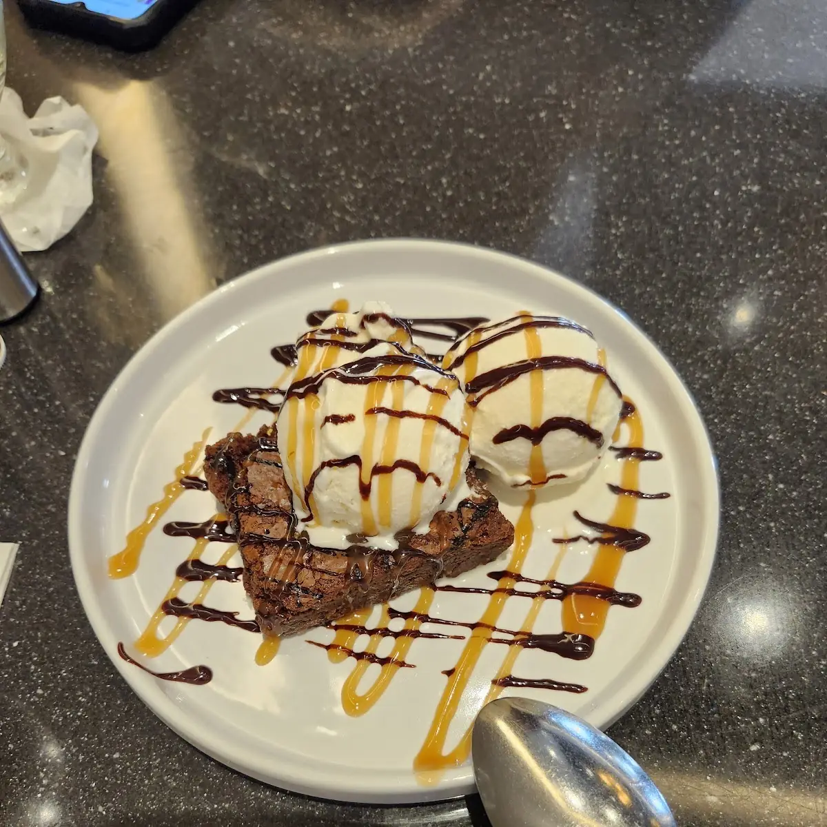 Brownie Sundae