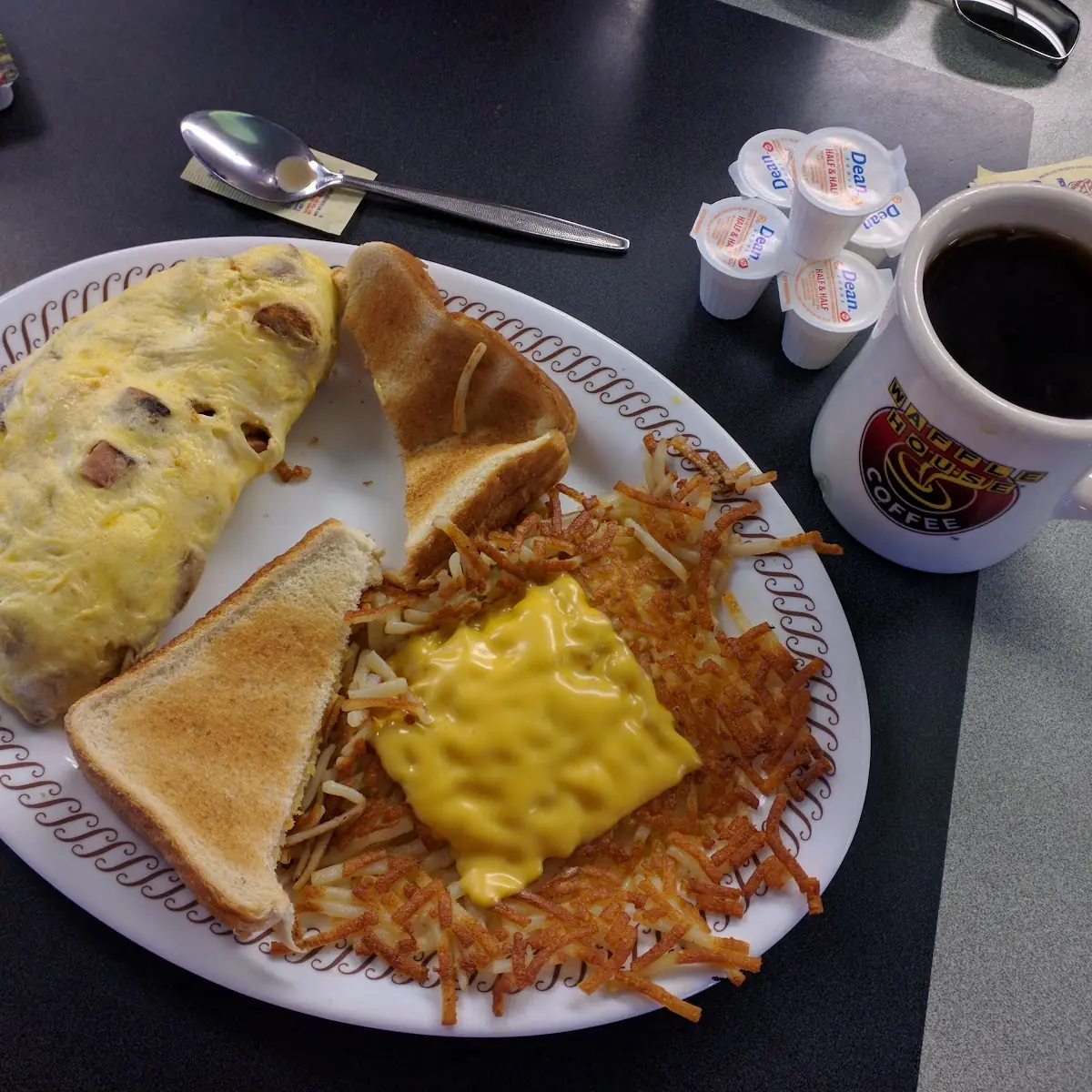 Mushrooms and Cheese Omelet