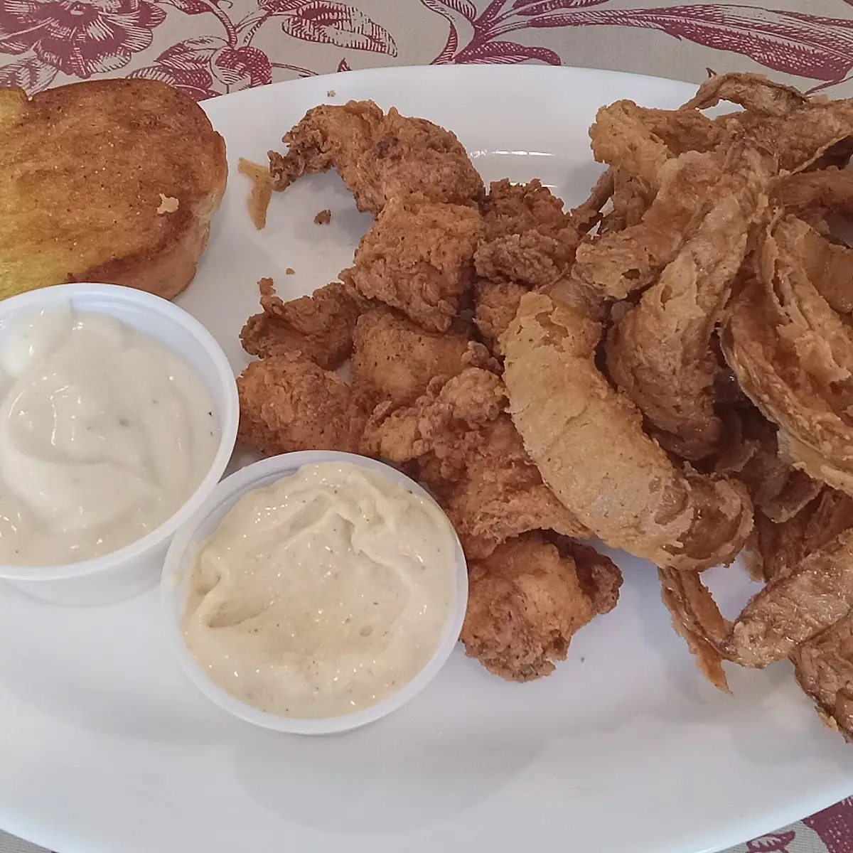 Chicken Nuggets & Onion Rings