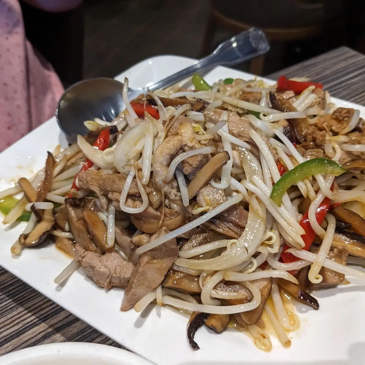 Chicken Chow Fun w Black Bean Sauce
