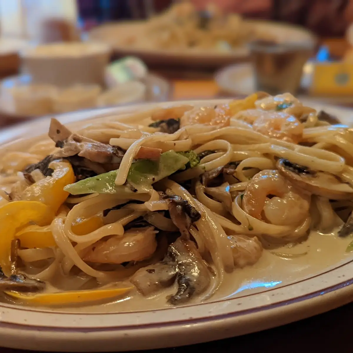 Baby Shrimp Linguine w Sauce & Veggies