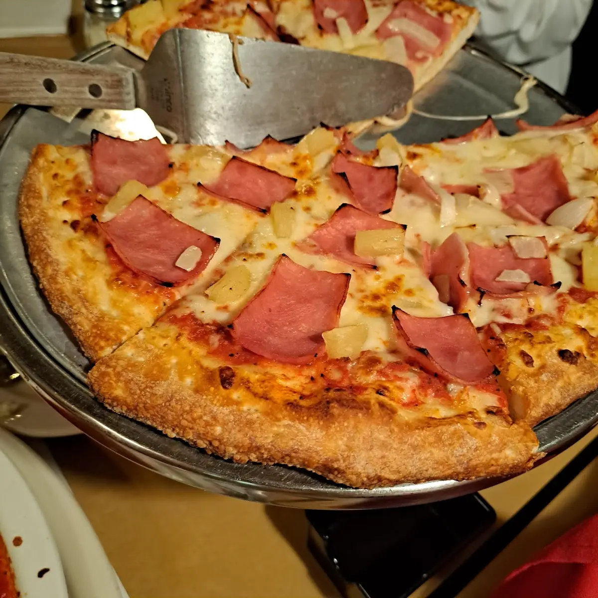 Hawaiian Pizza