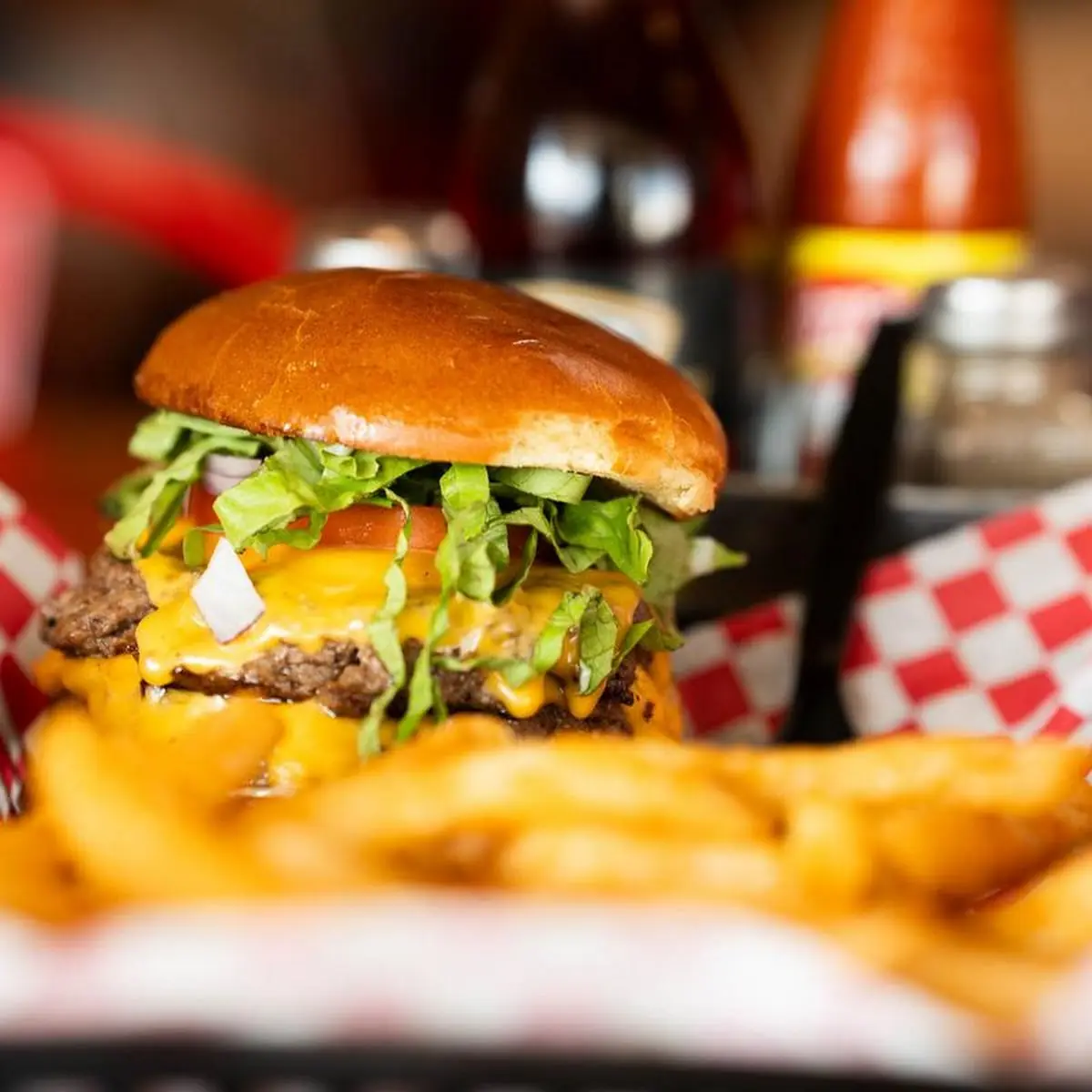 Classic Burger w Fries