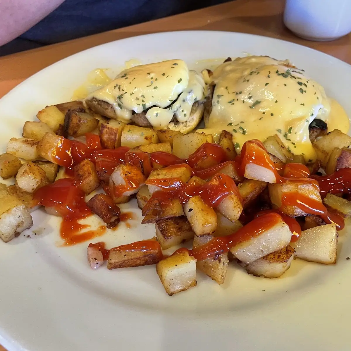 Crab Cake Benedict