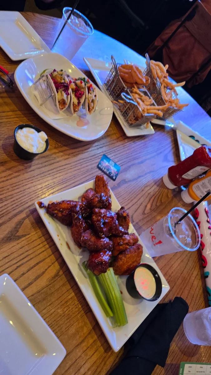 Buffalo Wings with Dipping Sauce