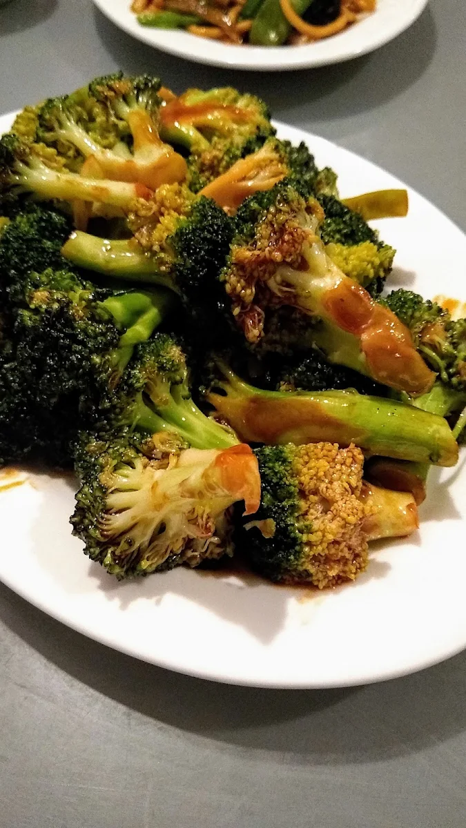 Broccoli with Garlic Sauce