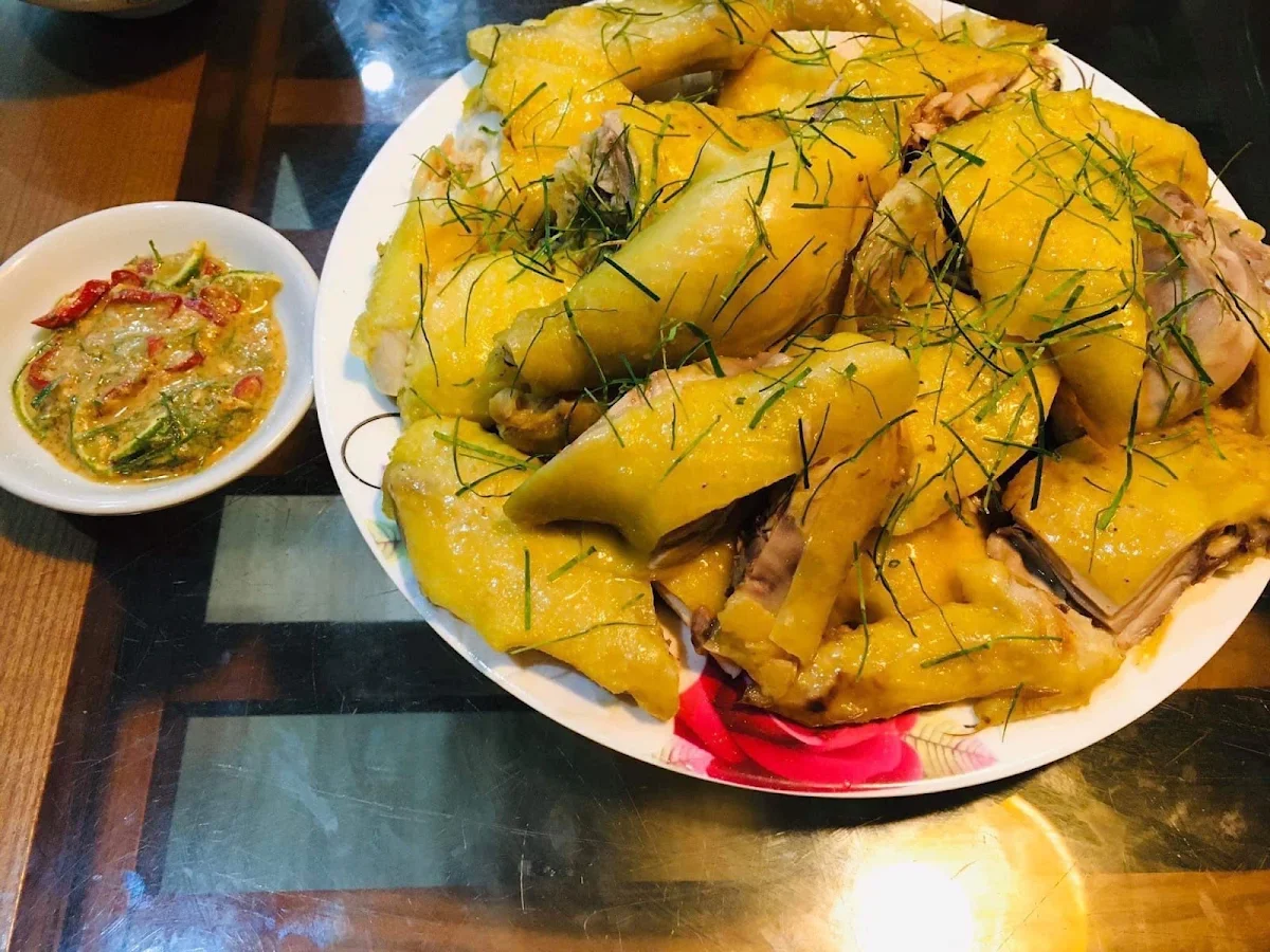 Gỏi Gà Ủ Muối