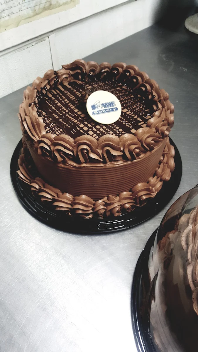 Regular Chocolate Cake Filled with Strawberry