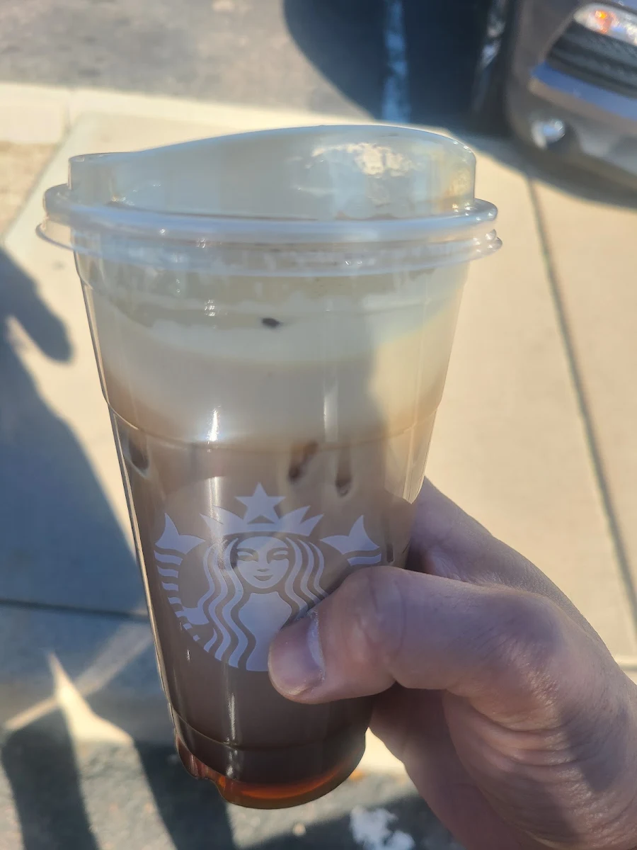 Iced Caramel Macchiato
