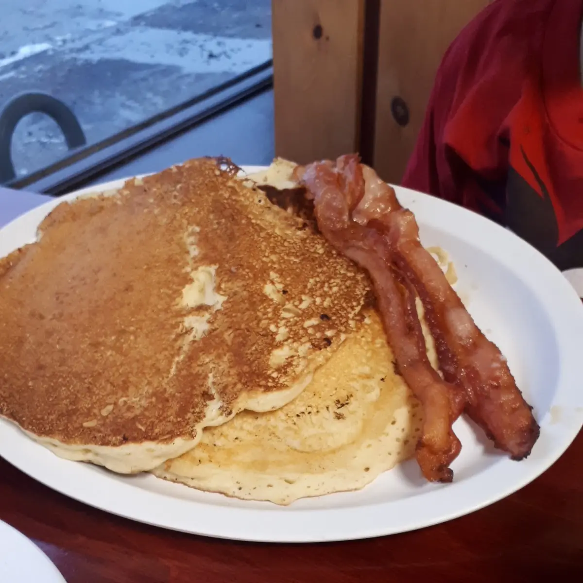 Pancakes and Bacon, Roast 'N Toast Family Diner