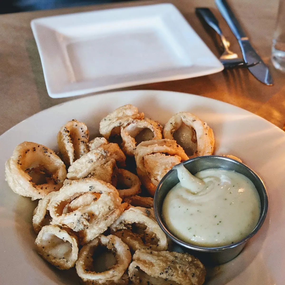 Fried Calamari w Poppy Seeds