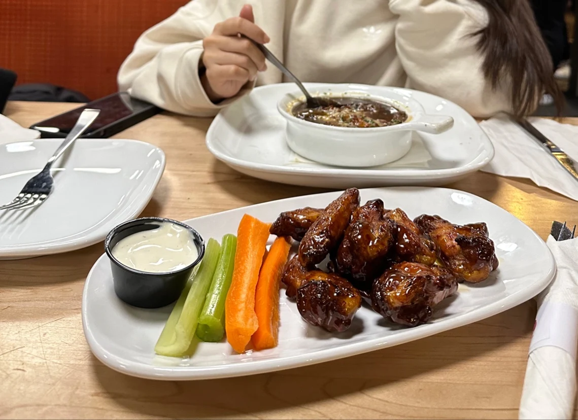 Memphis Hot Wings