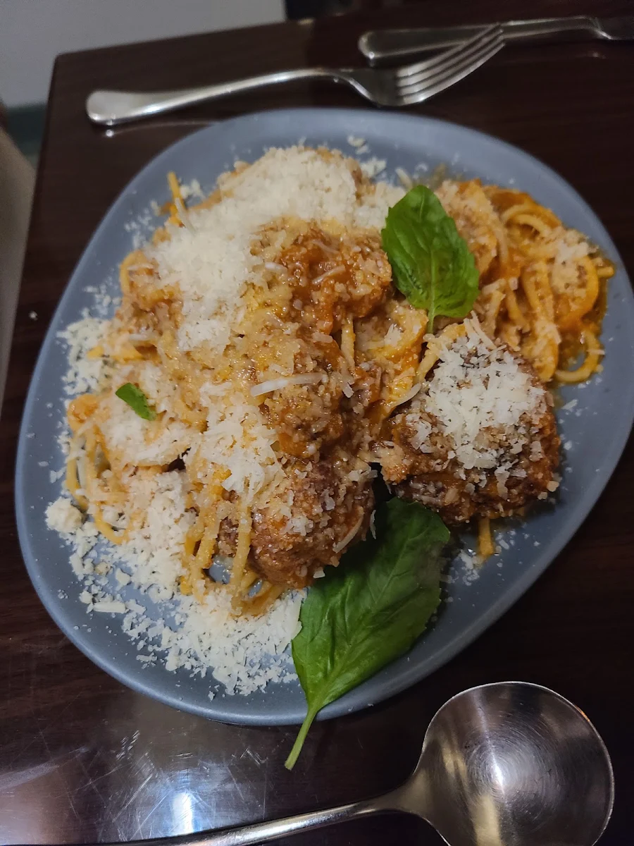 Spaghetti and Meatballs
