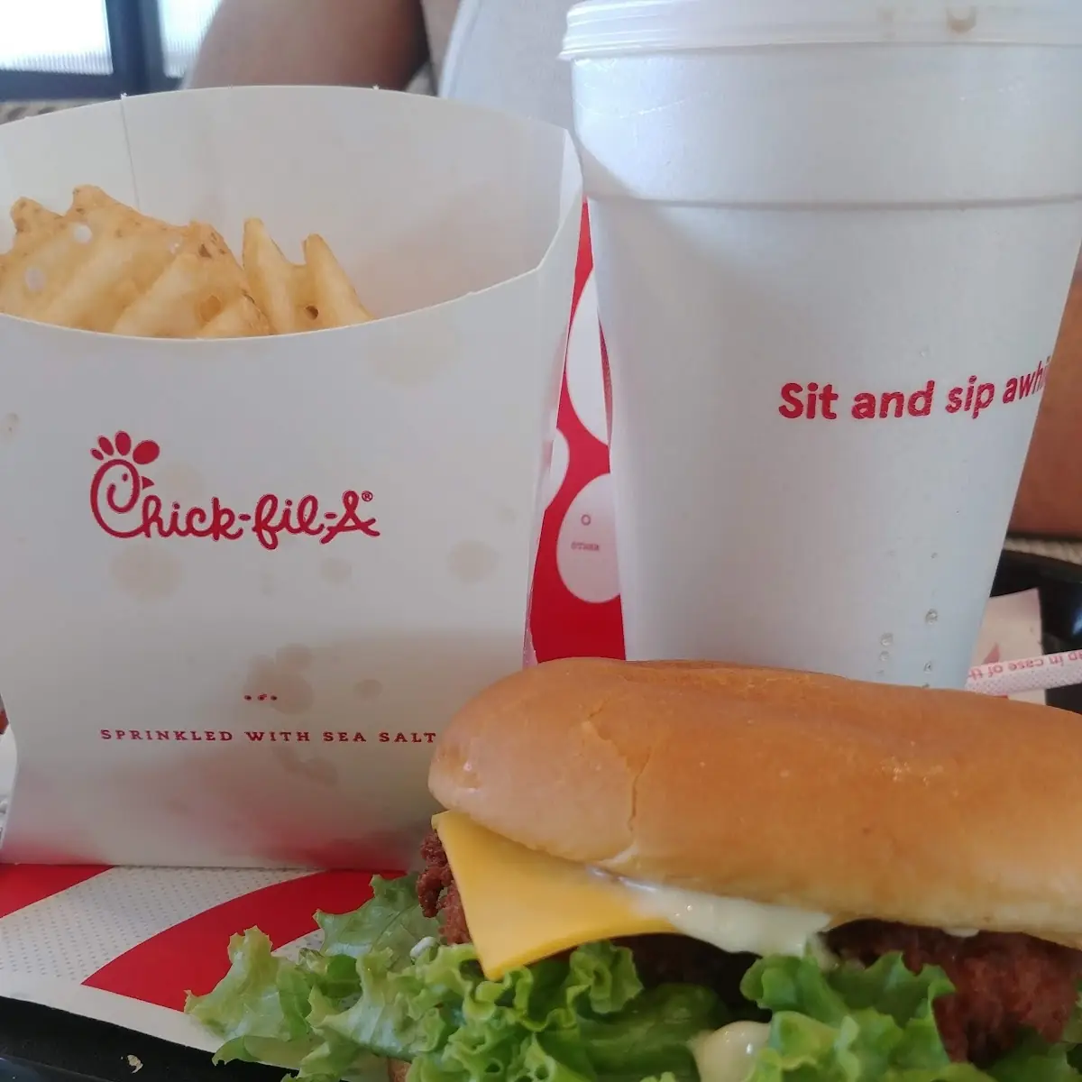 Crispy Chicken Deluxe Sandwich Combo