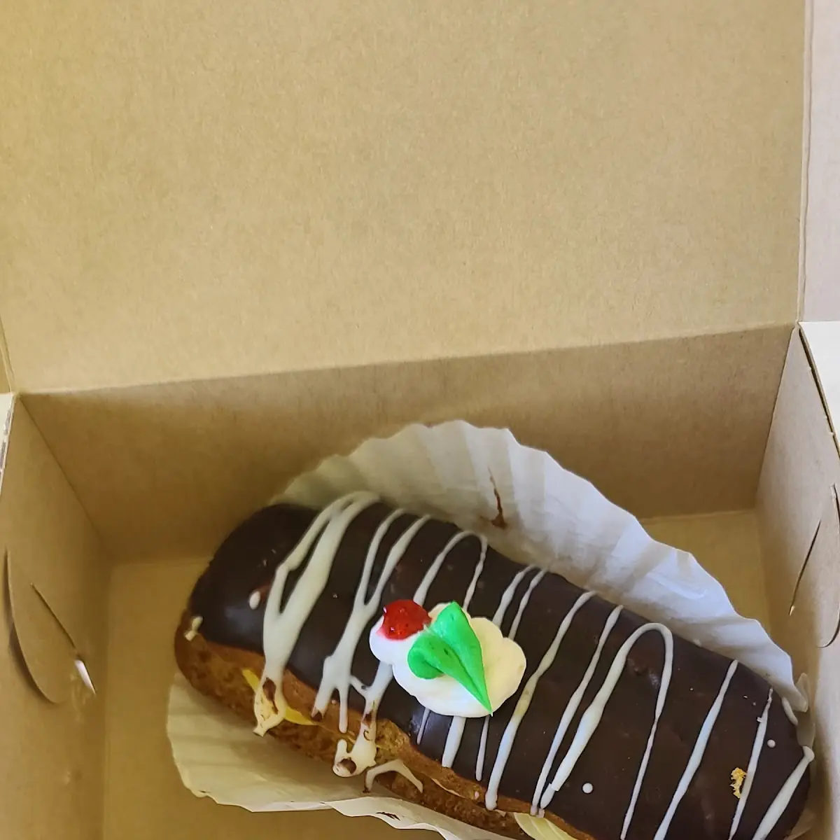 Large Cannoli