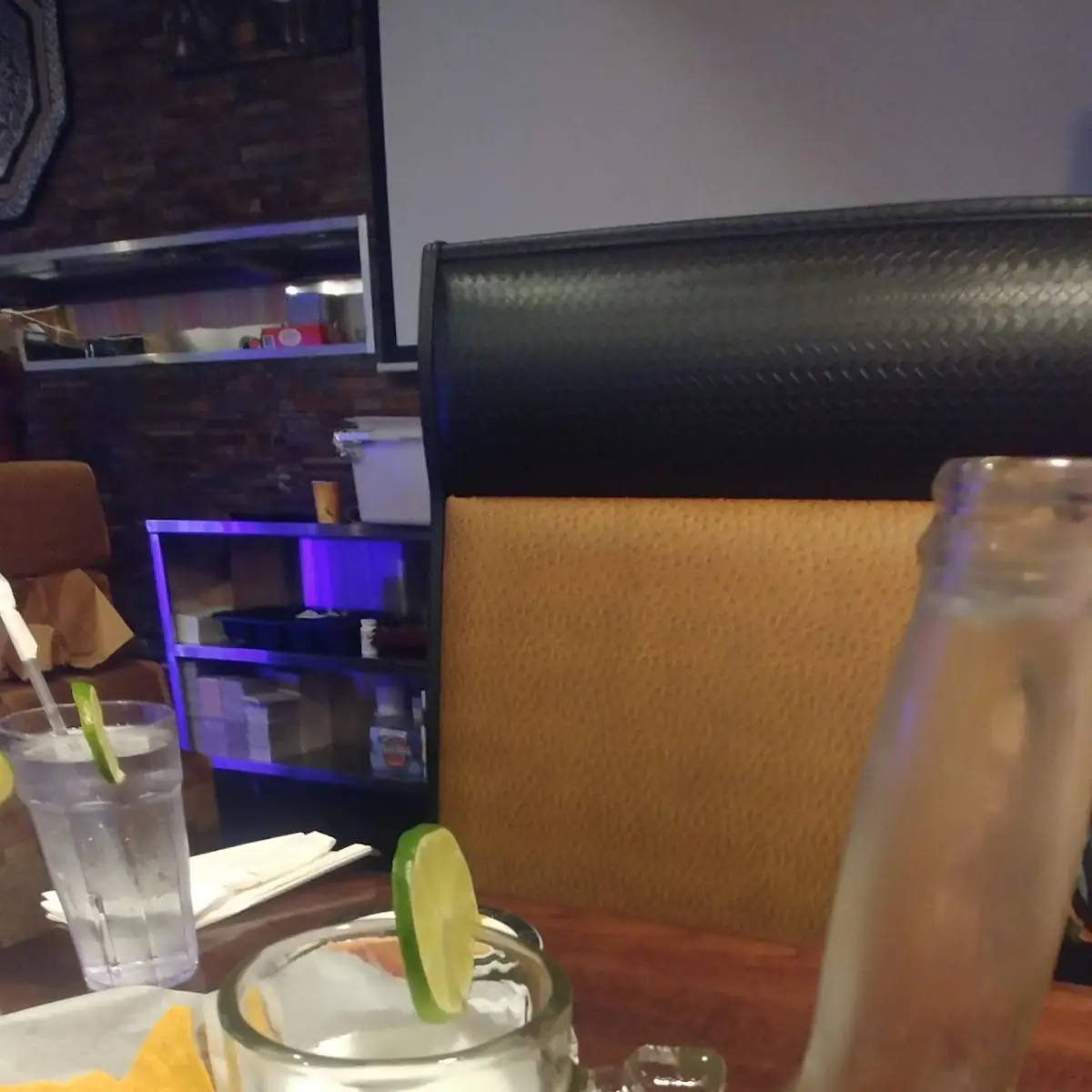 Corona Bien Fria Con Tacos