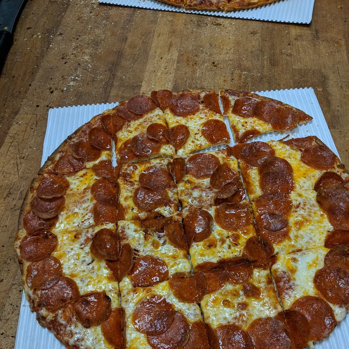 Pepperoni Pizza on Thin Crust