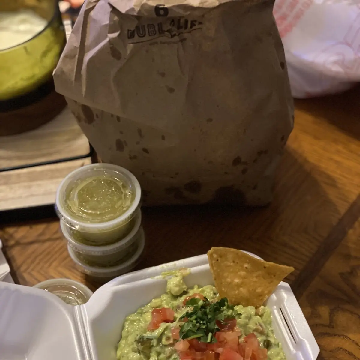 Guacamole & Chips Mrkt