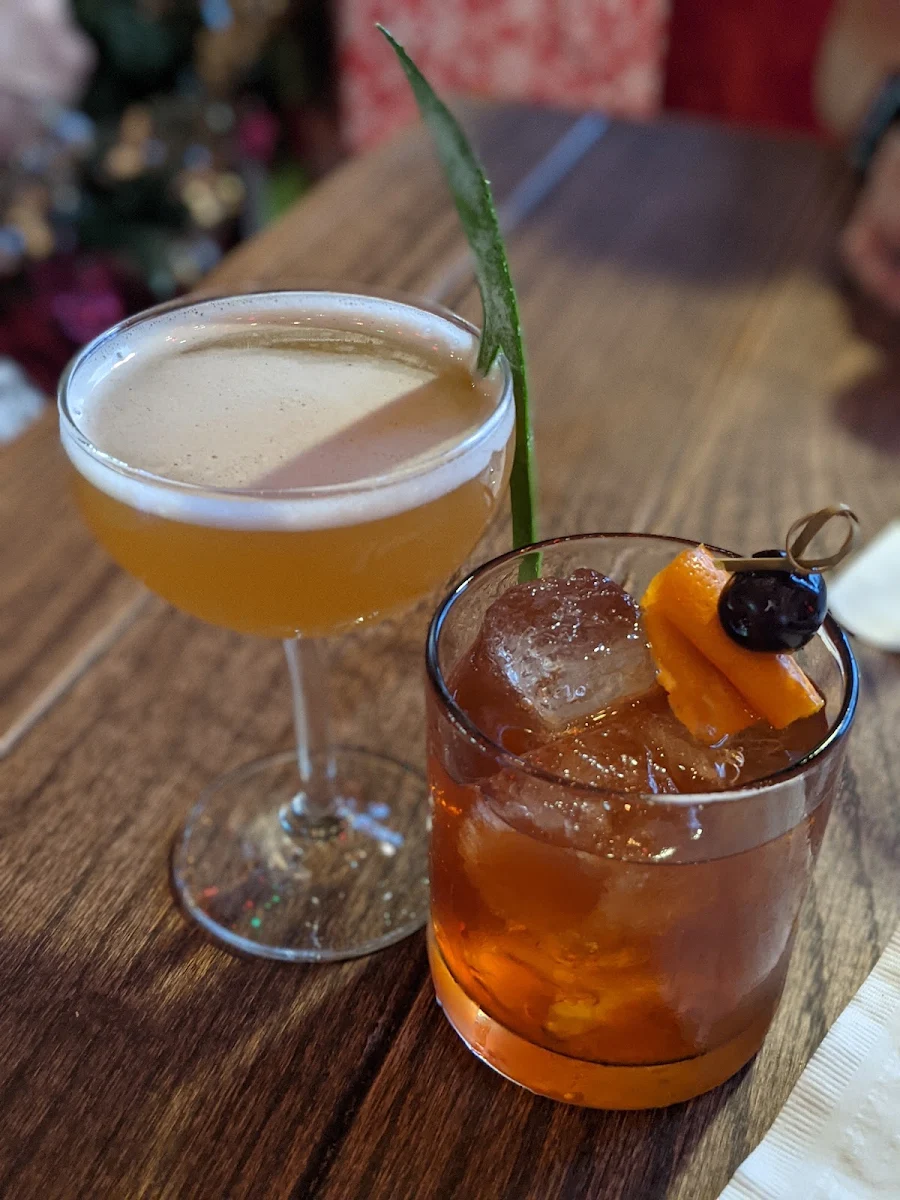 Old Fashioned and Bees Knees