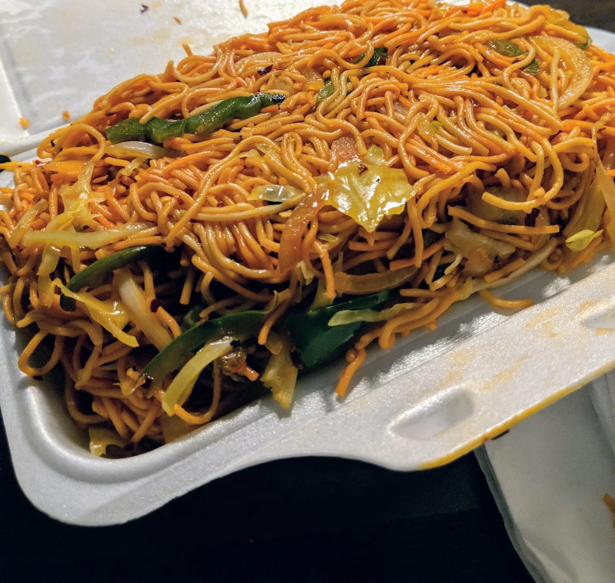 Delhi Chowmein, Sector 17