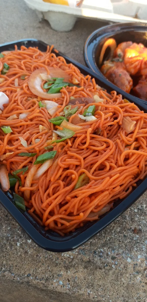 Tandoori Noodles, Sector 17