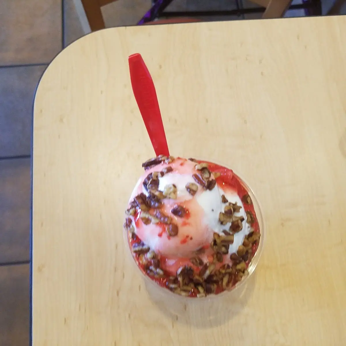 Strawberry Sundae with Peacans