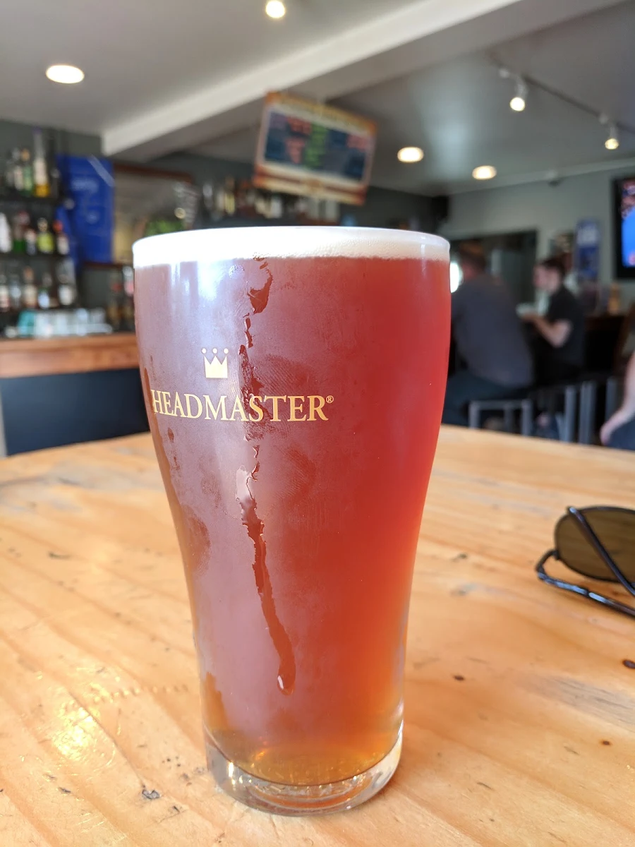 Highlights, Gunners Arms Tavern