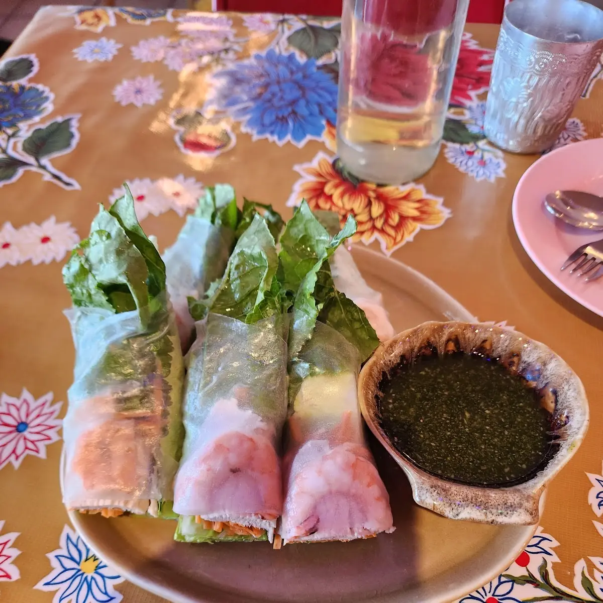 Spring roll (deep fried)