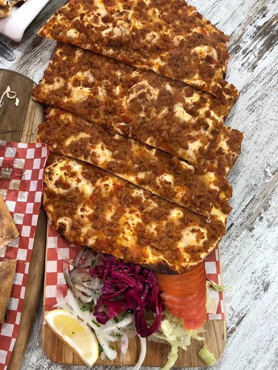 Lahmacun, Suficup Turkish Breakfast