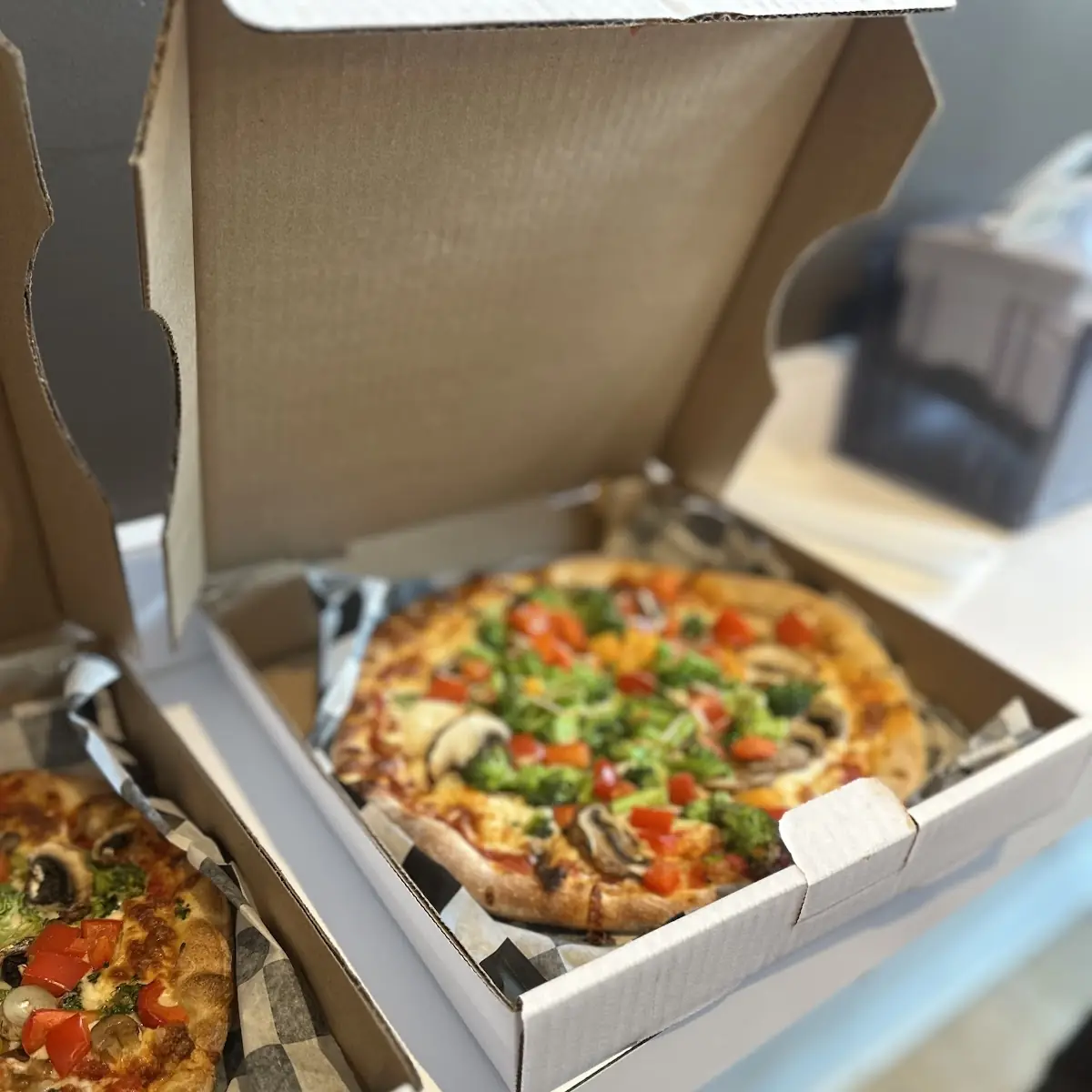 Deluxe Pizza Without