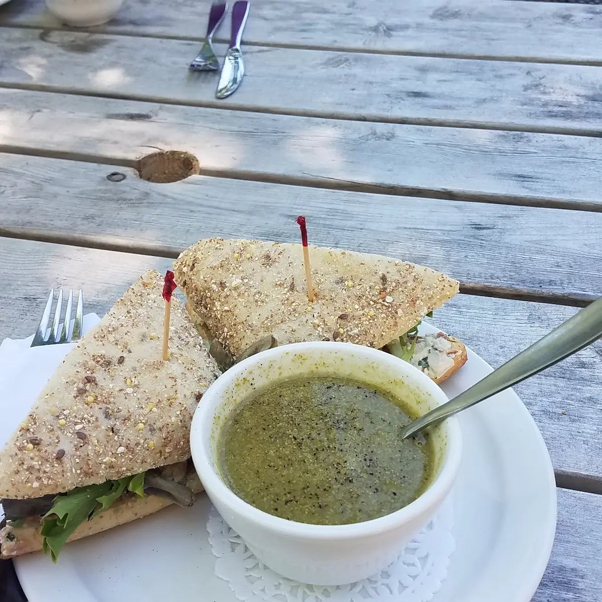 Fiddlehead Soup and Sandwich, Niger Reef Tea House (licensed restaurant)