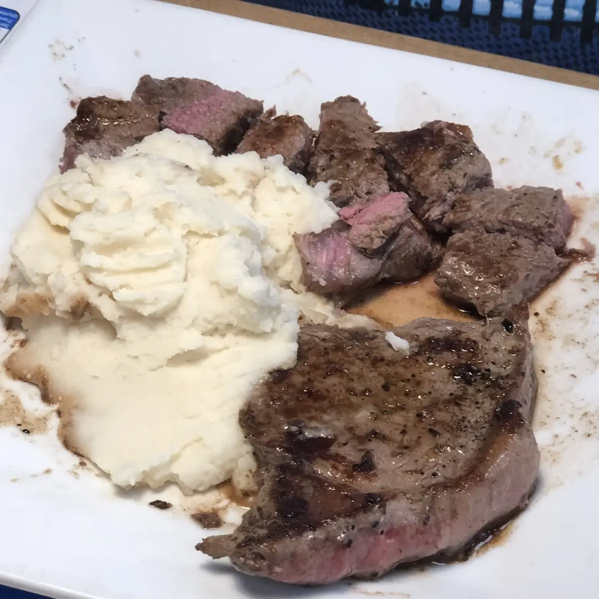 New York Steak with Mashed Potatoes