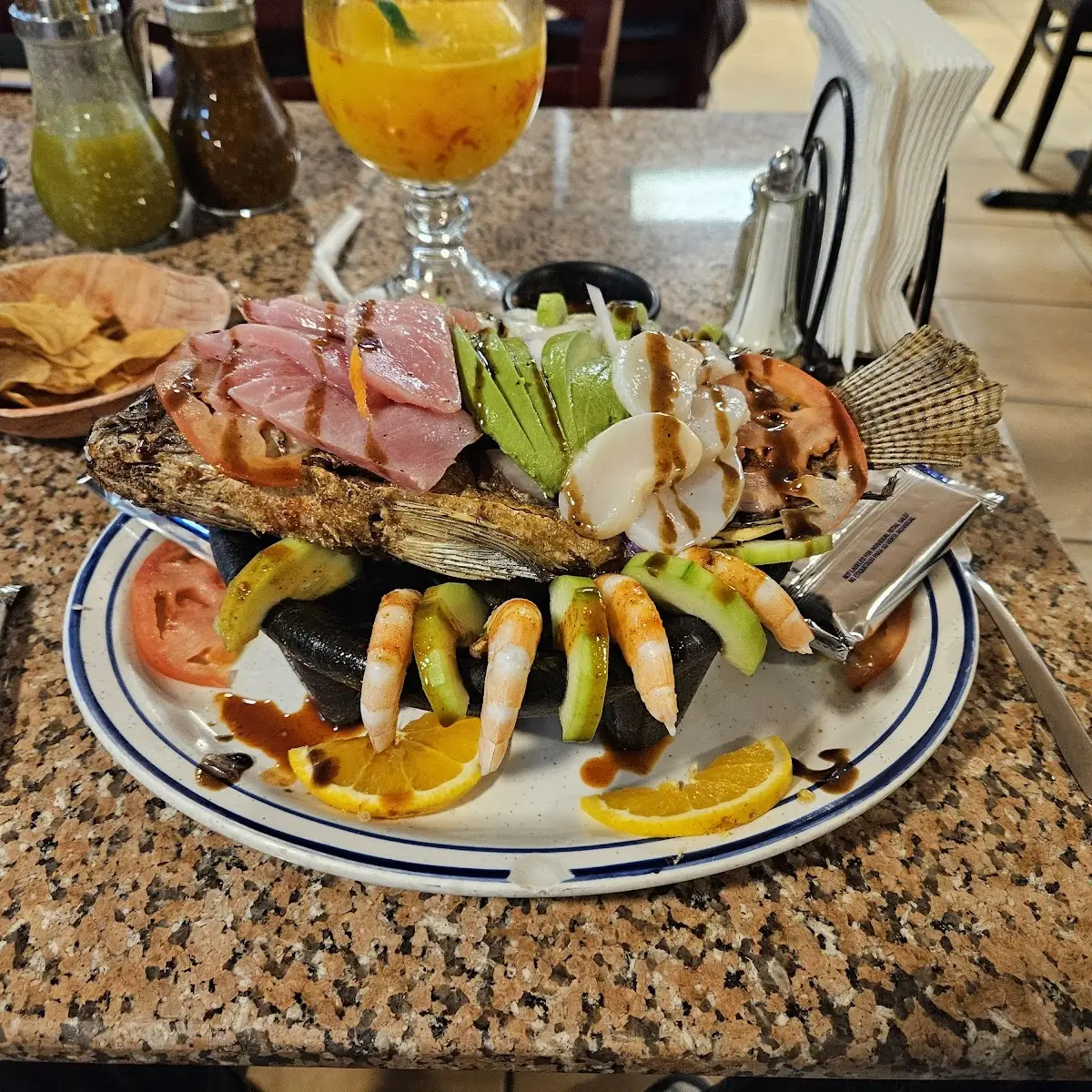Toda La Cena De Pescado
