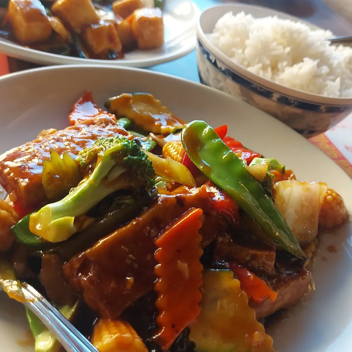 Triple Delight in Garlic Sauce