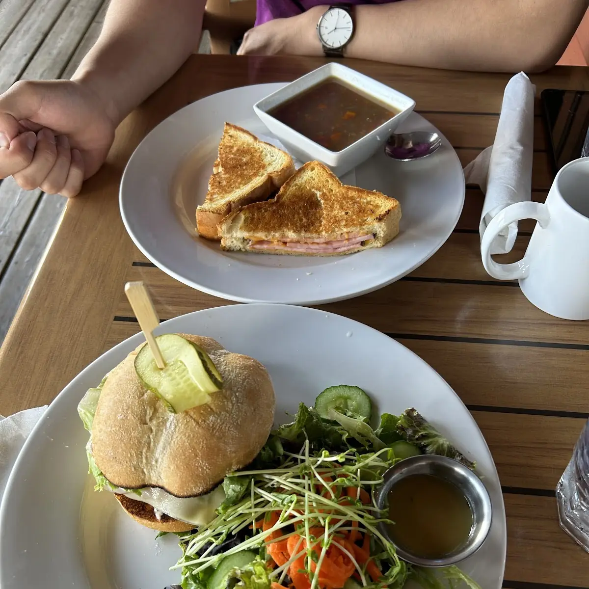 Crispy Chicken Burger, The Restaurant at The Saltspring Inn