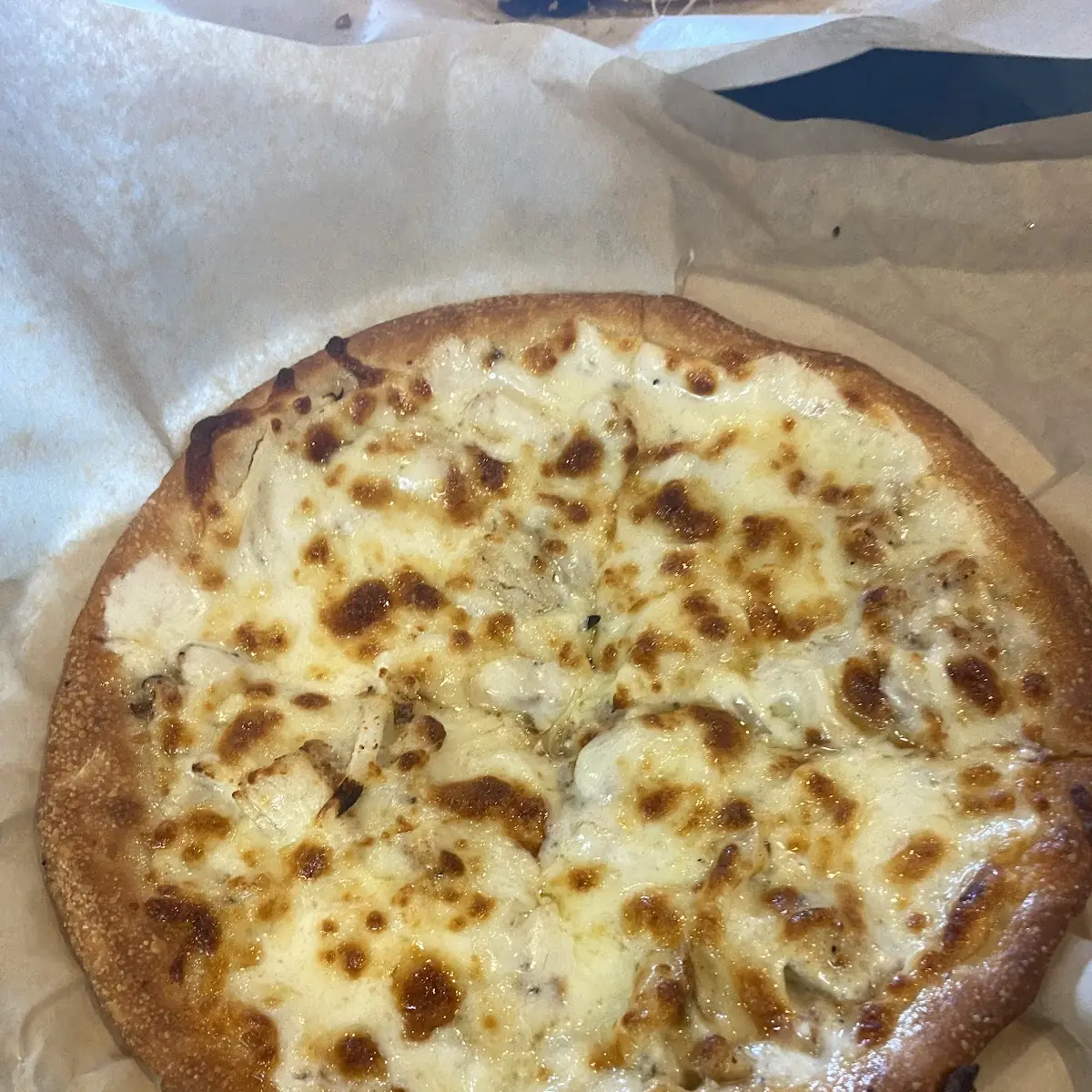 Chicken Alfredo Pizza