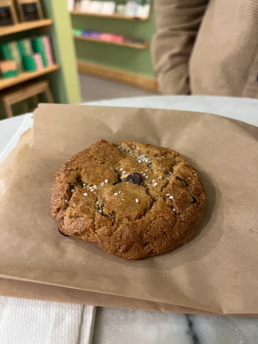 Chocolate Chip Cookie