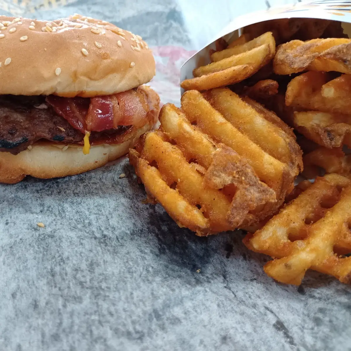 Western Bacon Cheeseburger Combo
