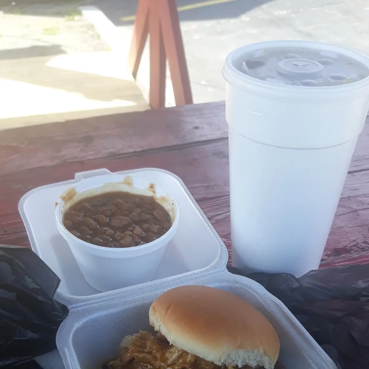 Small Pulled Pork Sandwich Combo