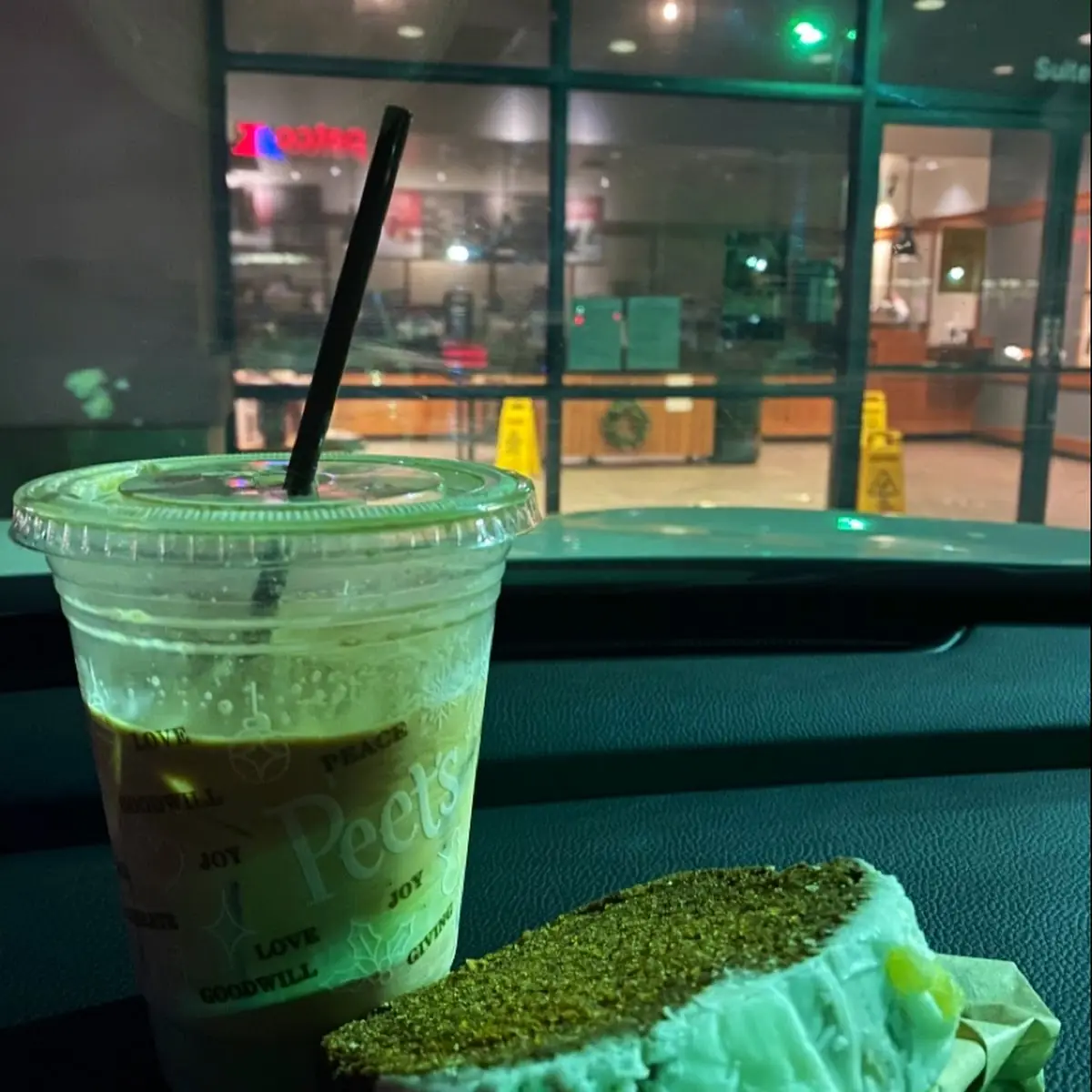 Vanilla Iced Coffee w Heavy Cream