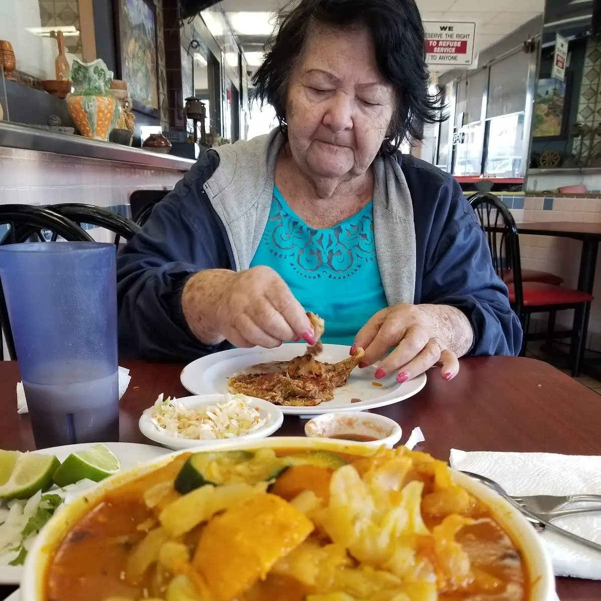 Sopa De Pata Beef Feet Soup
