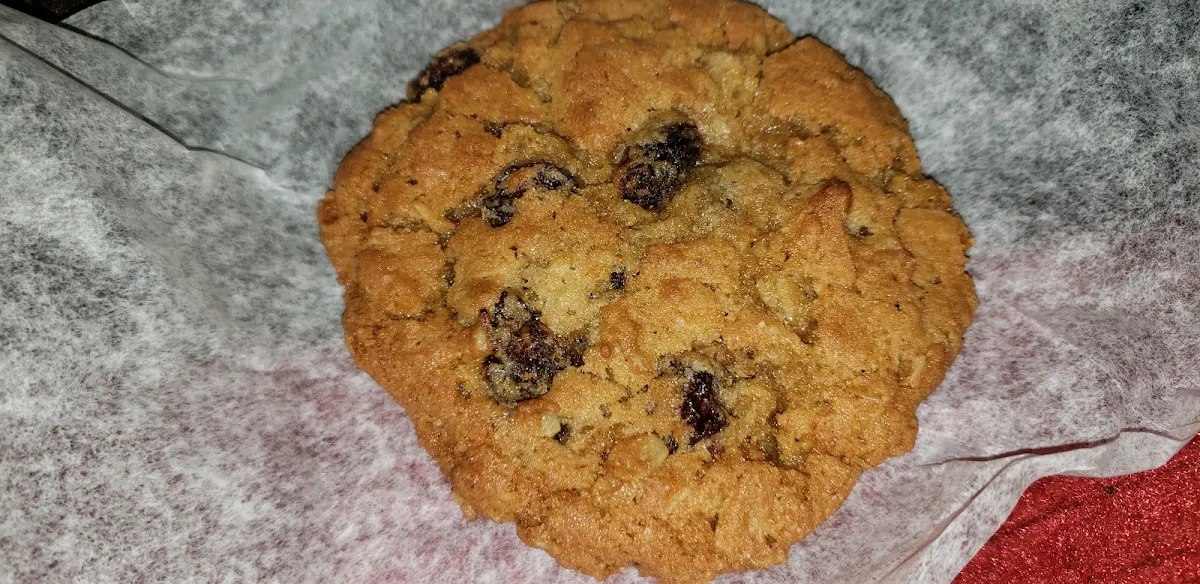 Oatmeal Raisin Cookie