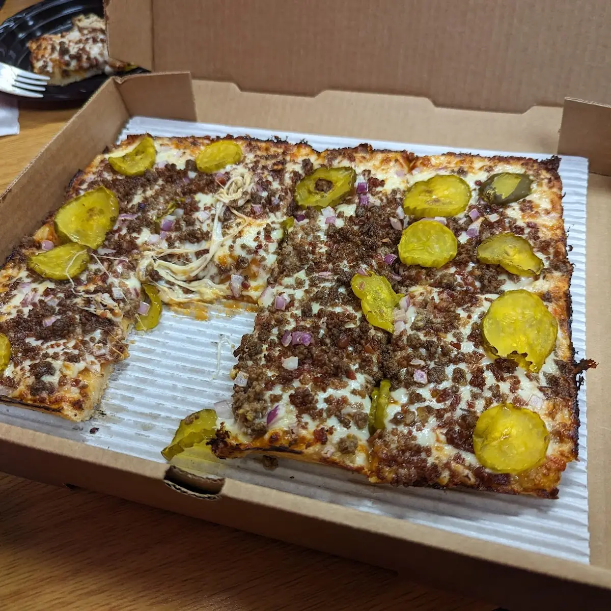 Bacon Cheeseburger Pizza