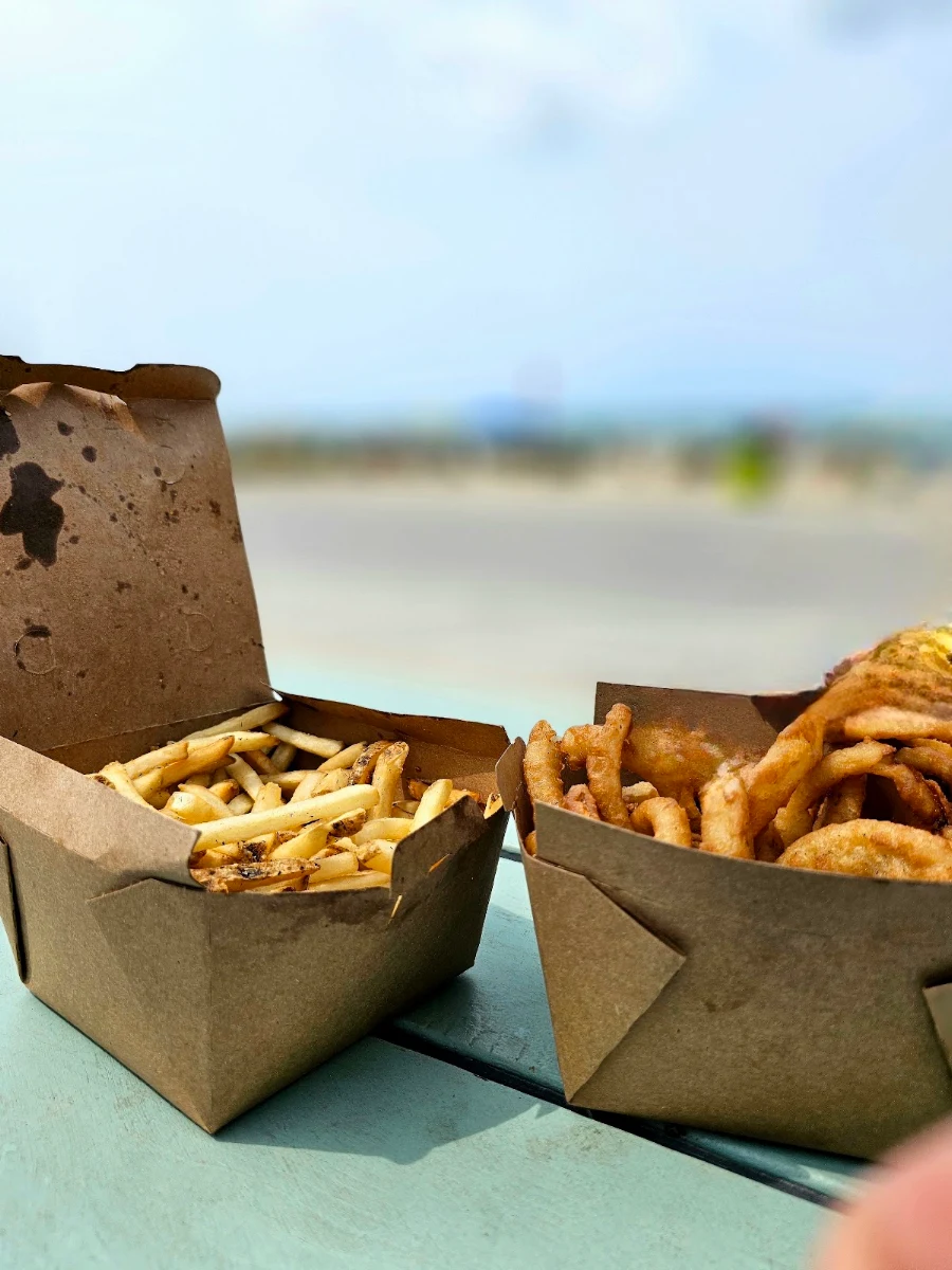 Fries and Rings, SMASHED Burgers & Bar