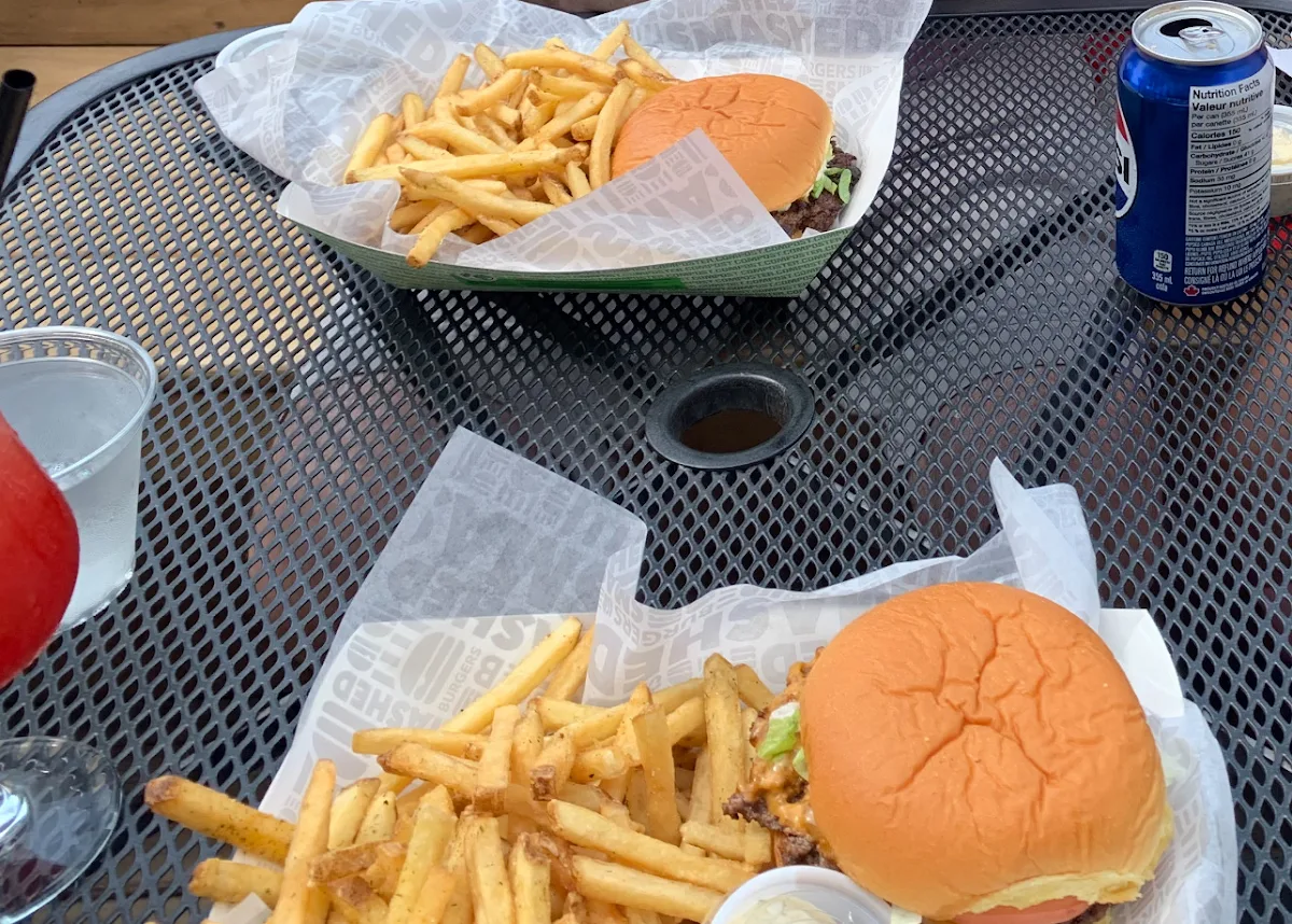 Highlights, SMASHED Burgers & Bar