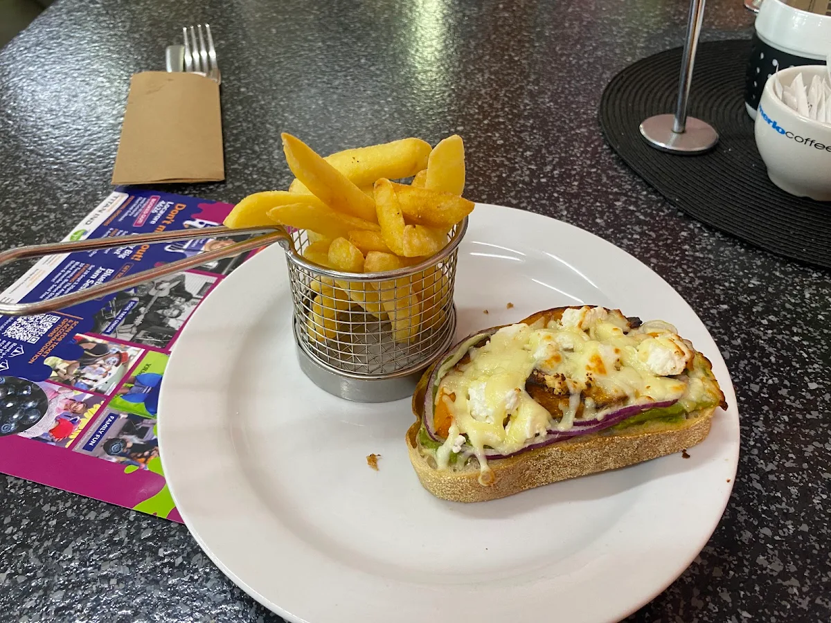 Highlights, Café Delicious