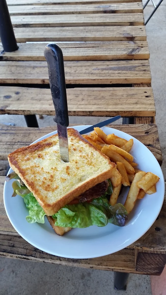 Highlights, Café Delicious