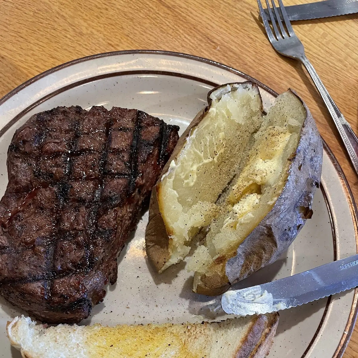 Fried Okra Steak Dinner with Mashed Potatoes and White Gravy
