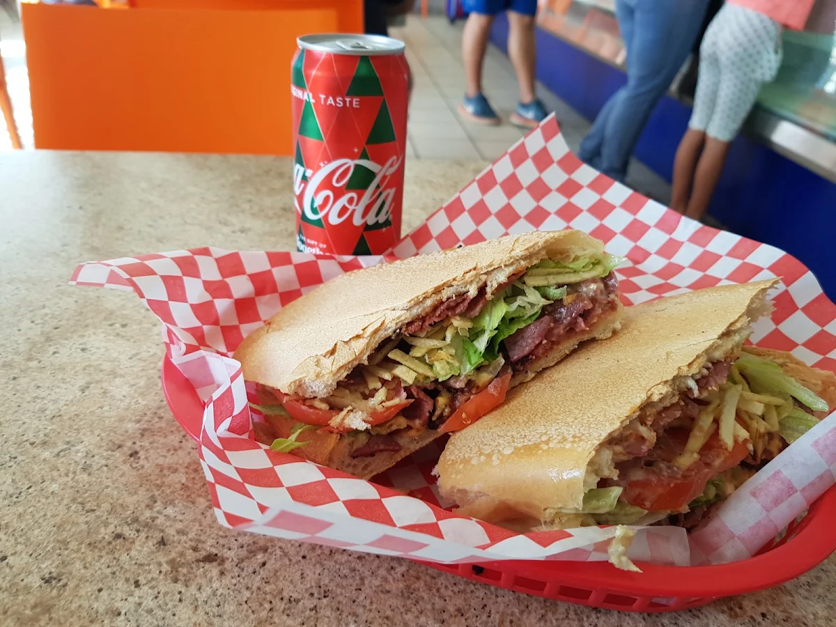 Sandwich De Pastrami