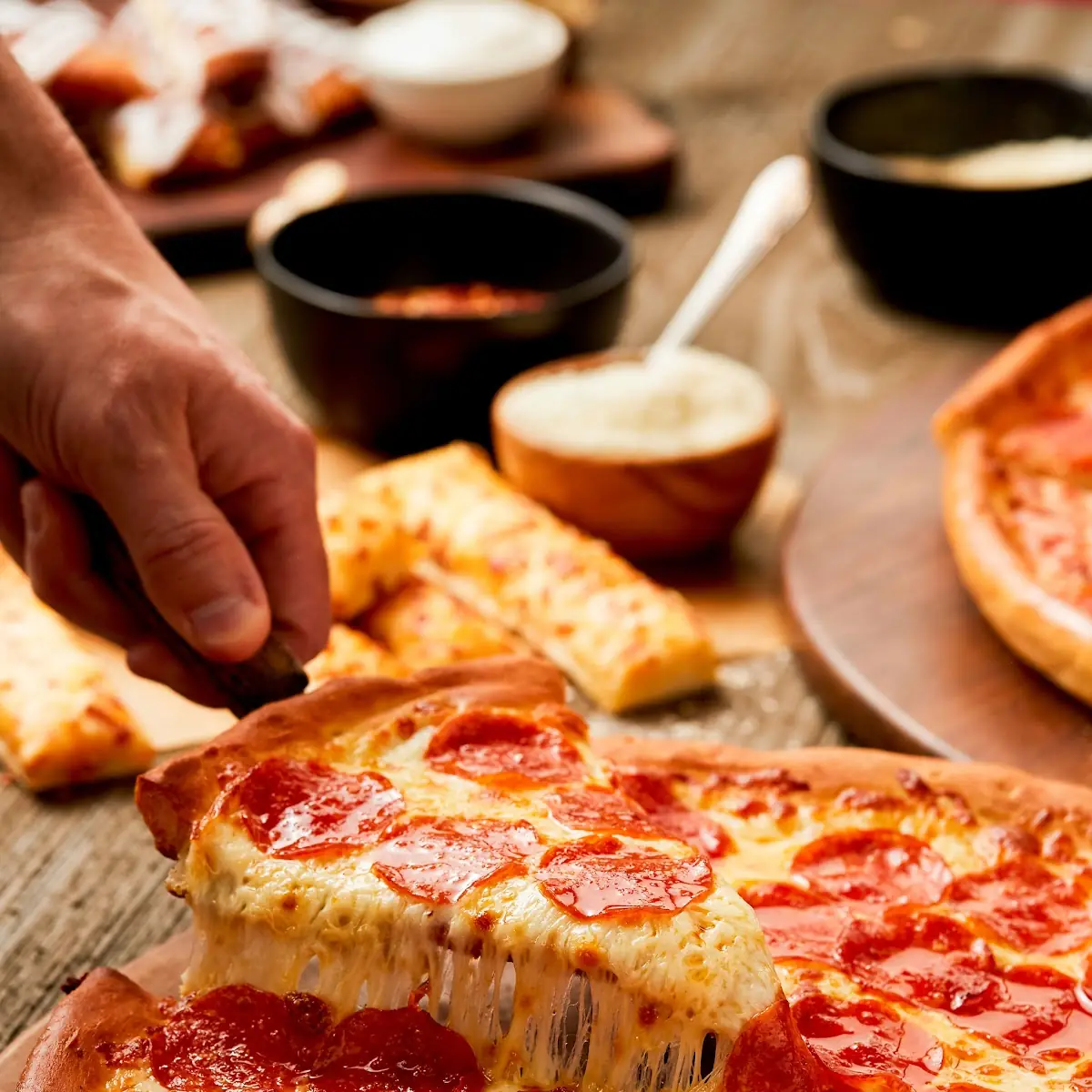 Pepperoni Pounder Pizza
